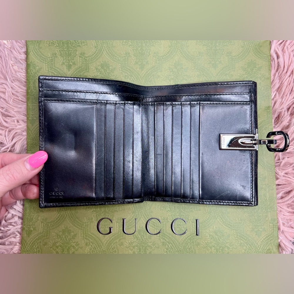 Authentic Gucci wallet - Picture 4 of 8